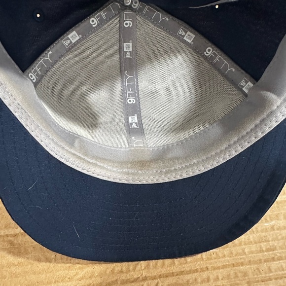 Men's Dallas Cowboys New Era 9FIFTY Navy Reflective Polka Dot Adjustable Hat/Cap - Picture 6 of 9